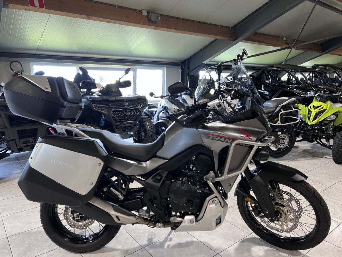 Honda Transalp 750, Motos, Entreprise, Plus de 35 kW, 755 cm³, Enduro