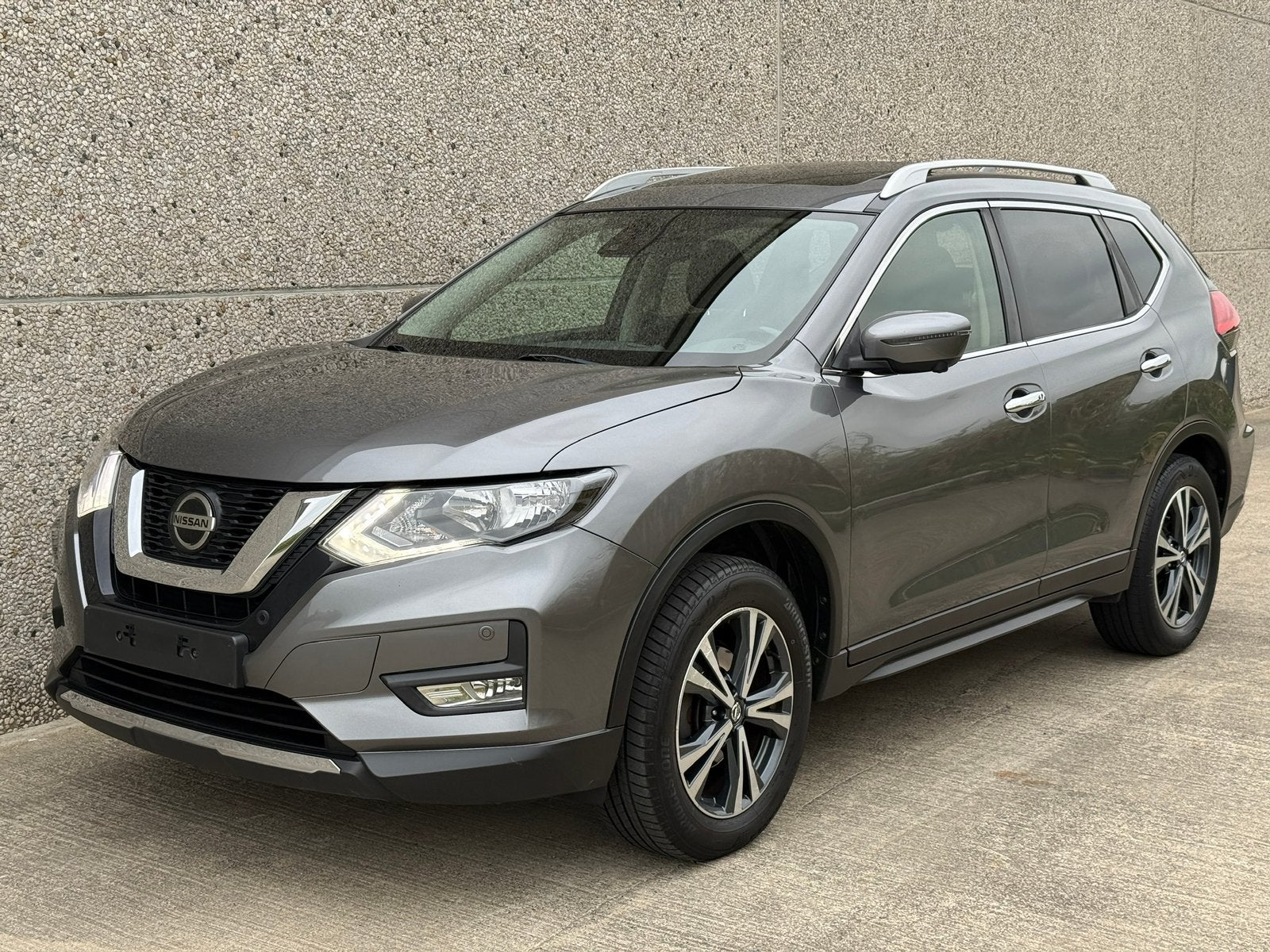 Nissan X-Trail / 1.3i / Automaat / Pano / Leder / Top Staat, Auto's, Automaat, Bedrijf, X-Trail, Leder