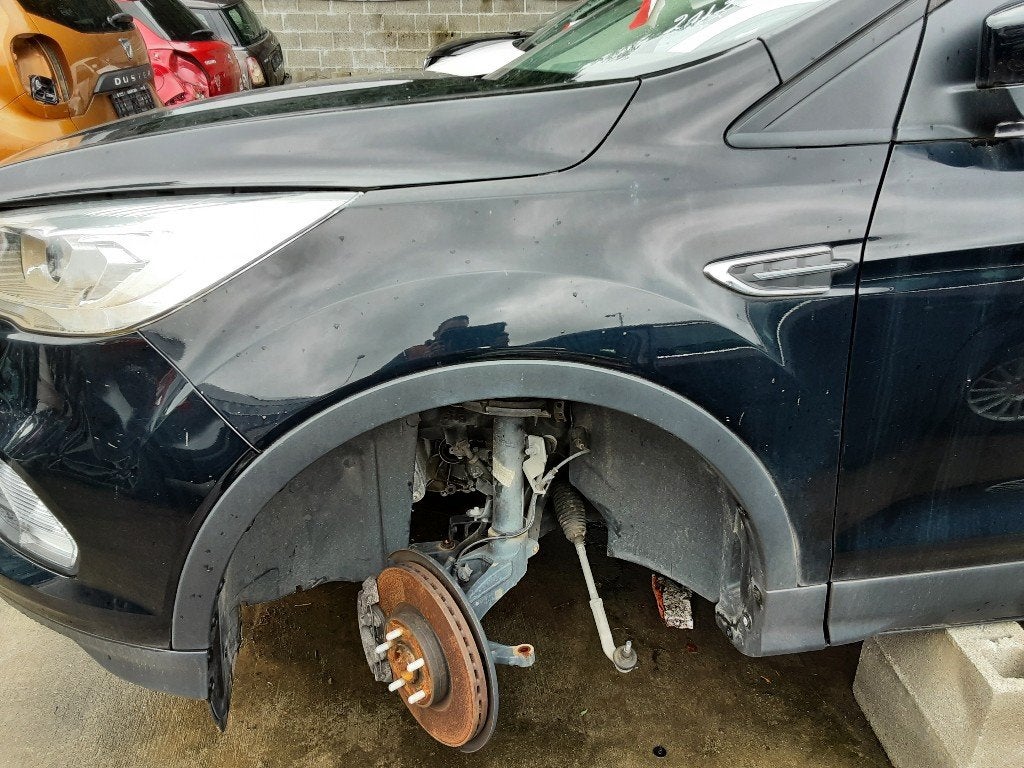 SPATBORD LINKS VOOR Ford Kuga II (DM2) (01-2012/06-2019), Gebruikt, Spatbord, Ford, Rue de l'Espoir 34 34
4030  GRIVEGNÉE, BE