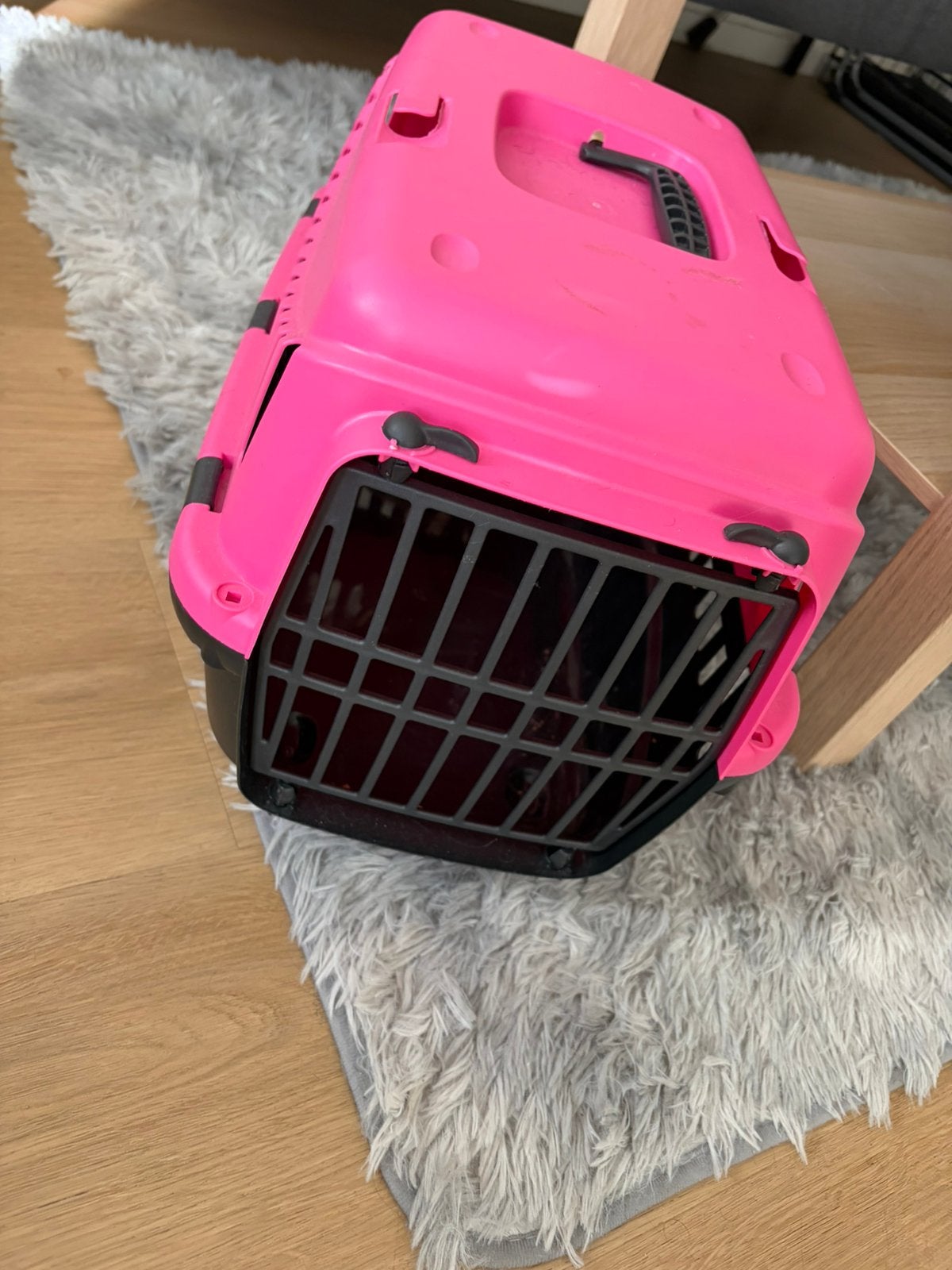 Roze transportbox, Dieren en Toebehoren, Ophalen, Zo goed als nieuw