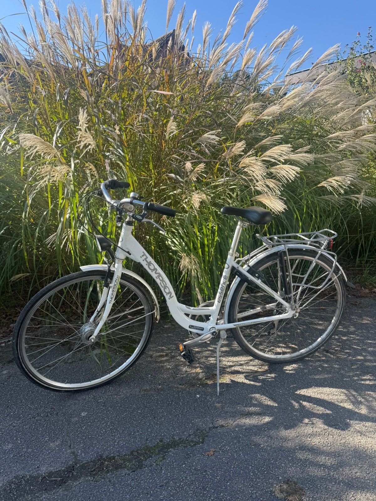 Vélo blanc pour femmes — Thompson Essence, Accès (extra) bas, Autres marques, Comme neuf, Enlèvement
