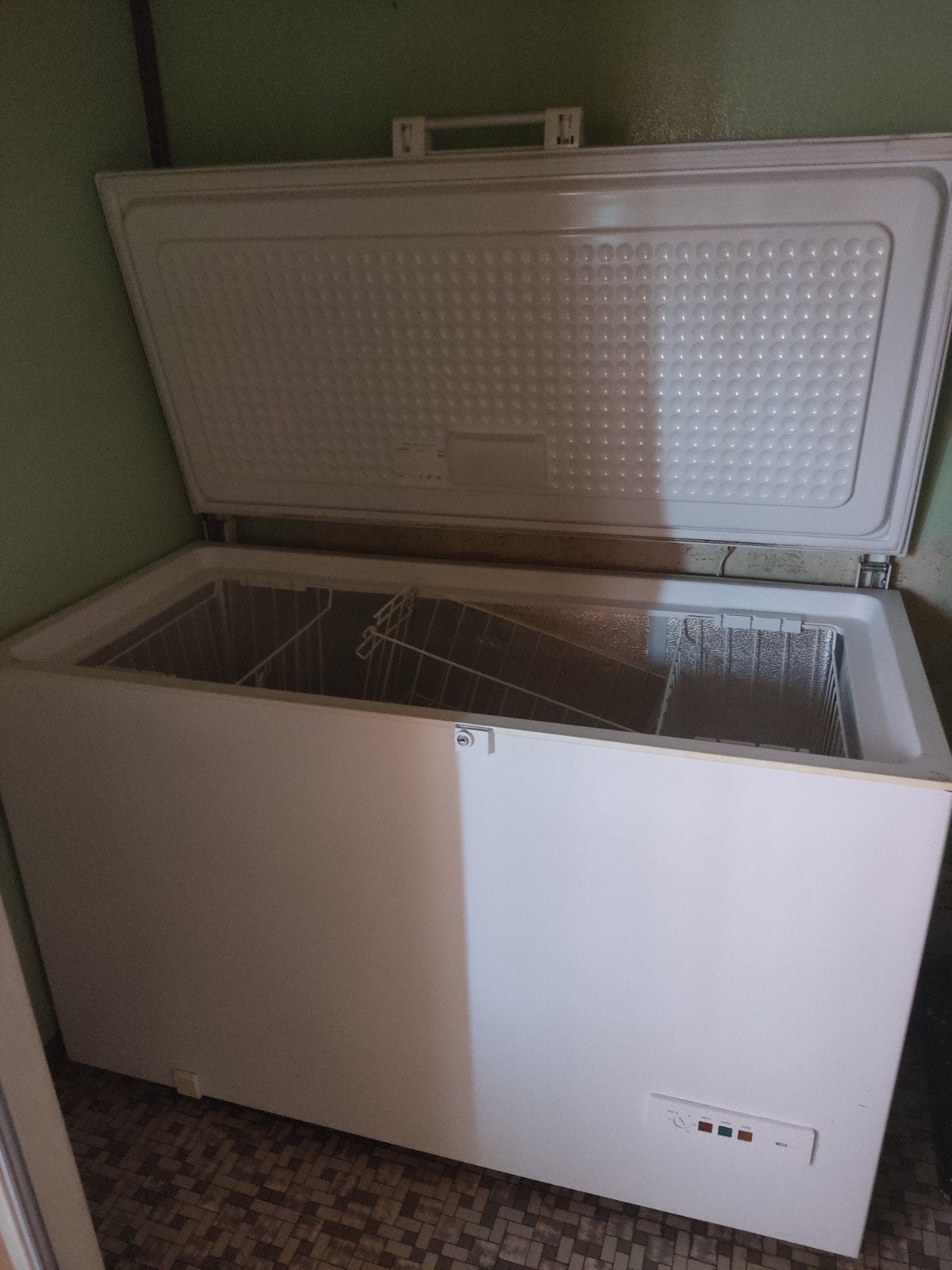 GERESERVEERD. diepvrieskist Siemens, Vrieskist, Gebruikt, Vrijstaand, 90 cm of meer