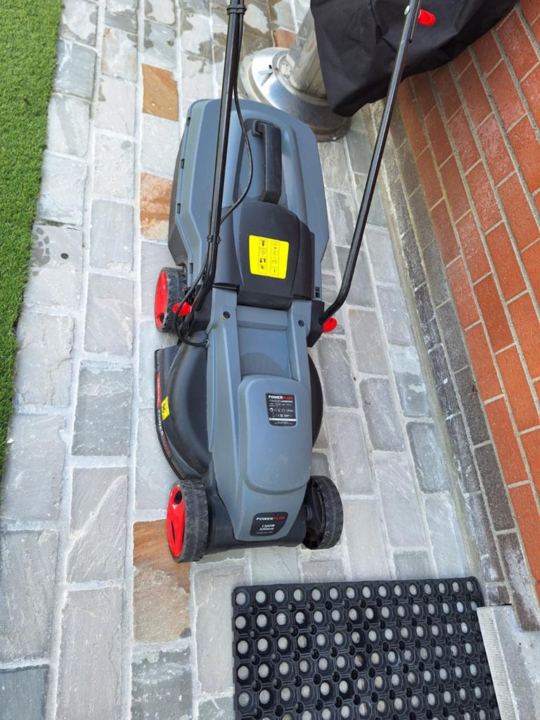 Elektrische grasmachine, Tuin en Terras, Grasmaaiers, Ophalen