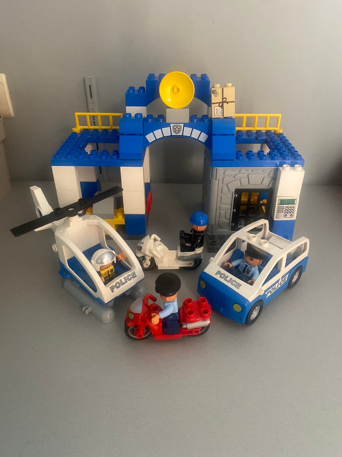 Lot de duplo theme de polce, Enlèvement ou Envoi, Comme neuf