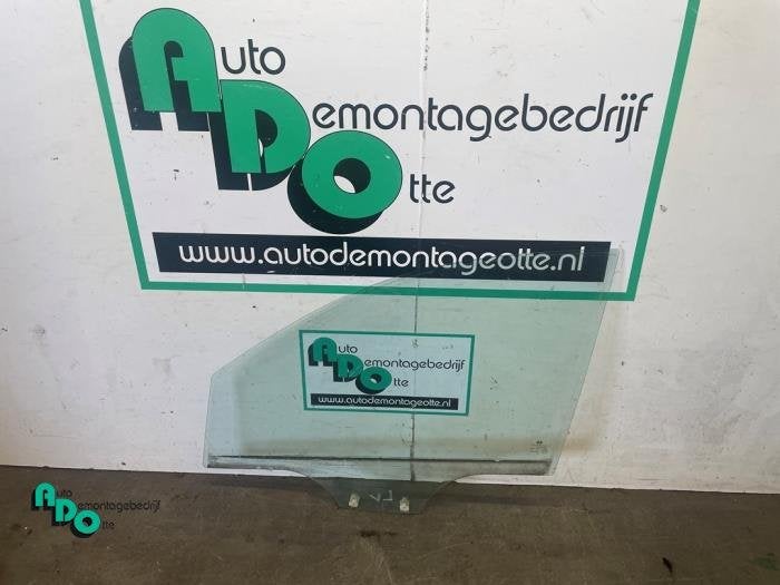 Vitre portière 4portes avant gauche d'un Hyundai I10 (I10 0, -, 3 mois de garantie, Utilisé, Hyundai