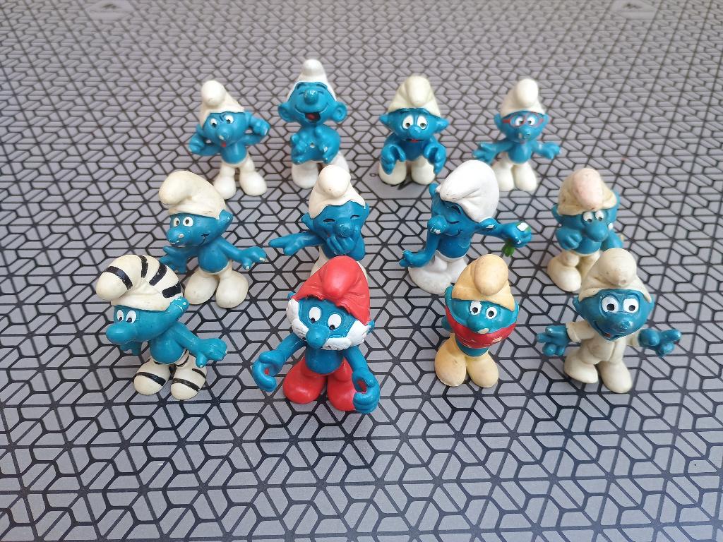 12 gewone bespeelde smurfen in één lot, Ophalen of Verzenden, Gebruikt, Verschillende Smurfen, Poppetje, Figuurtje of Knuffel