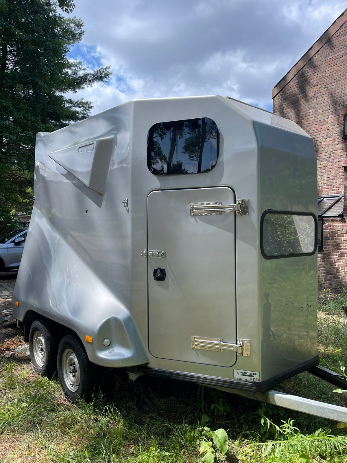 Volledig gerenoveerde trailer te koop!, Dieren en Toebehoren, Ophalen, Gebruikt, 2-paards trailer