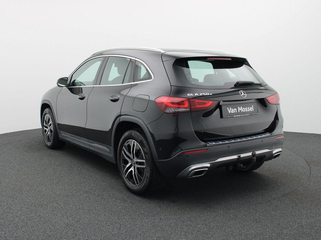 Mercedes-Benz GLA 250 e Luxury Line + LEDER + CARPLAY +, 1332 cm³, Achat, Euro 6, 16 kWh