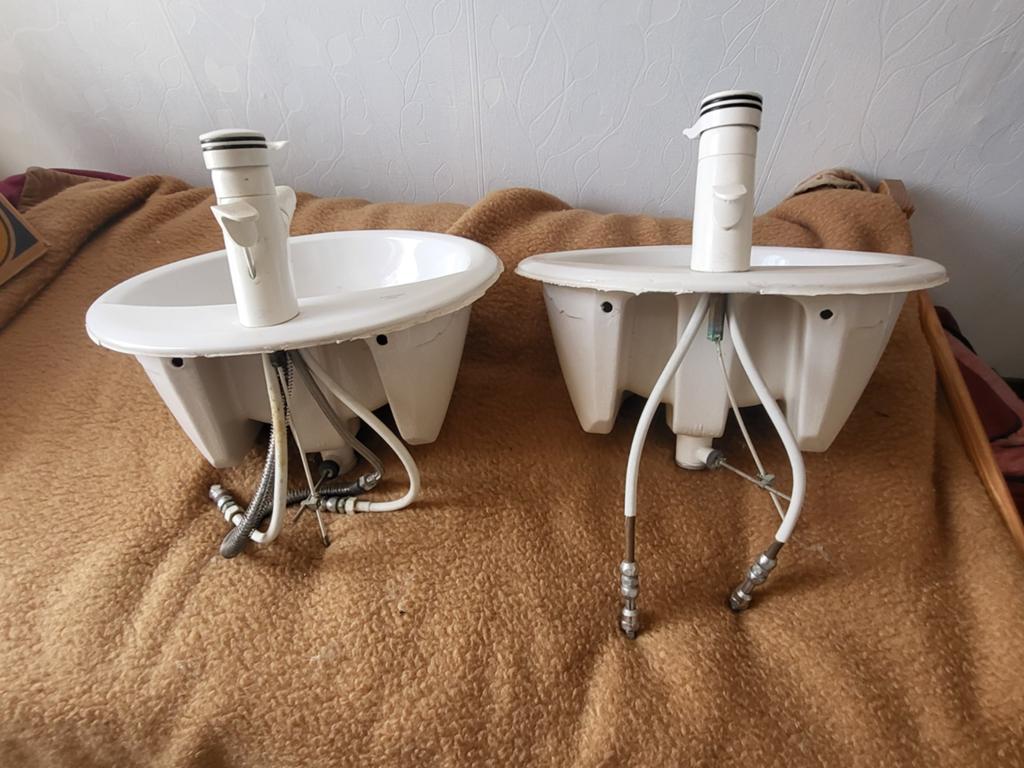 Lavabo, Ophalen