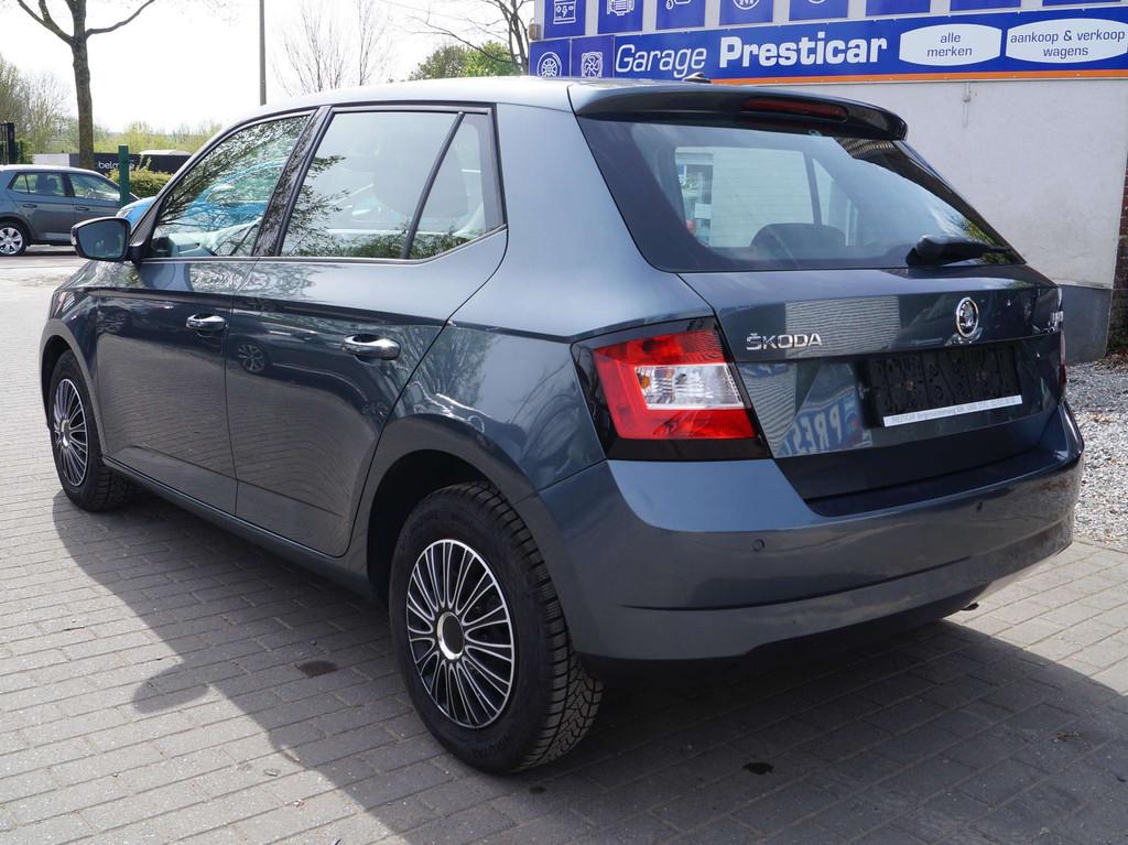 Skoda Fabia Fabia 1.2 TSI Ambition, 1197 cm³, Argent ou Gris, Achat, 90 ch