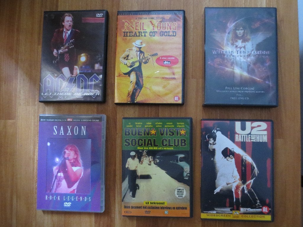 Concert DVD's oa AC/DC , Saxon, CD & DVD, Enlèvement, Comme neuf, Concert, Matériel bonus