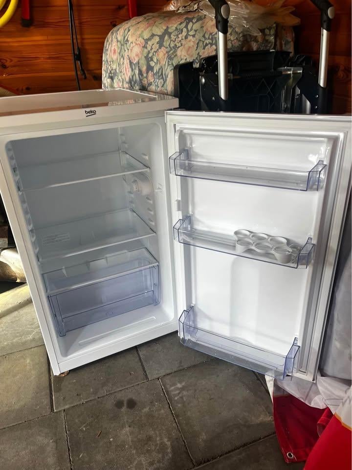 Frigo mini frigo Beko zeer goede staat, Classe énergétique A ou plus économe, 85 à 120 cm, Enlèvement, 45 à 60 cm