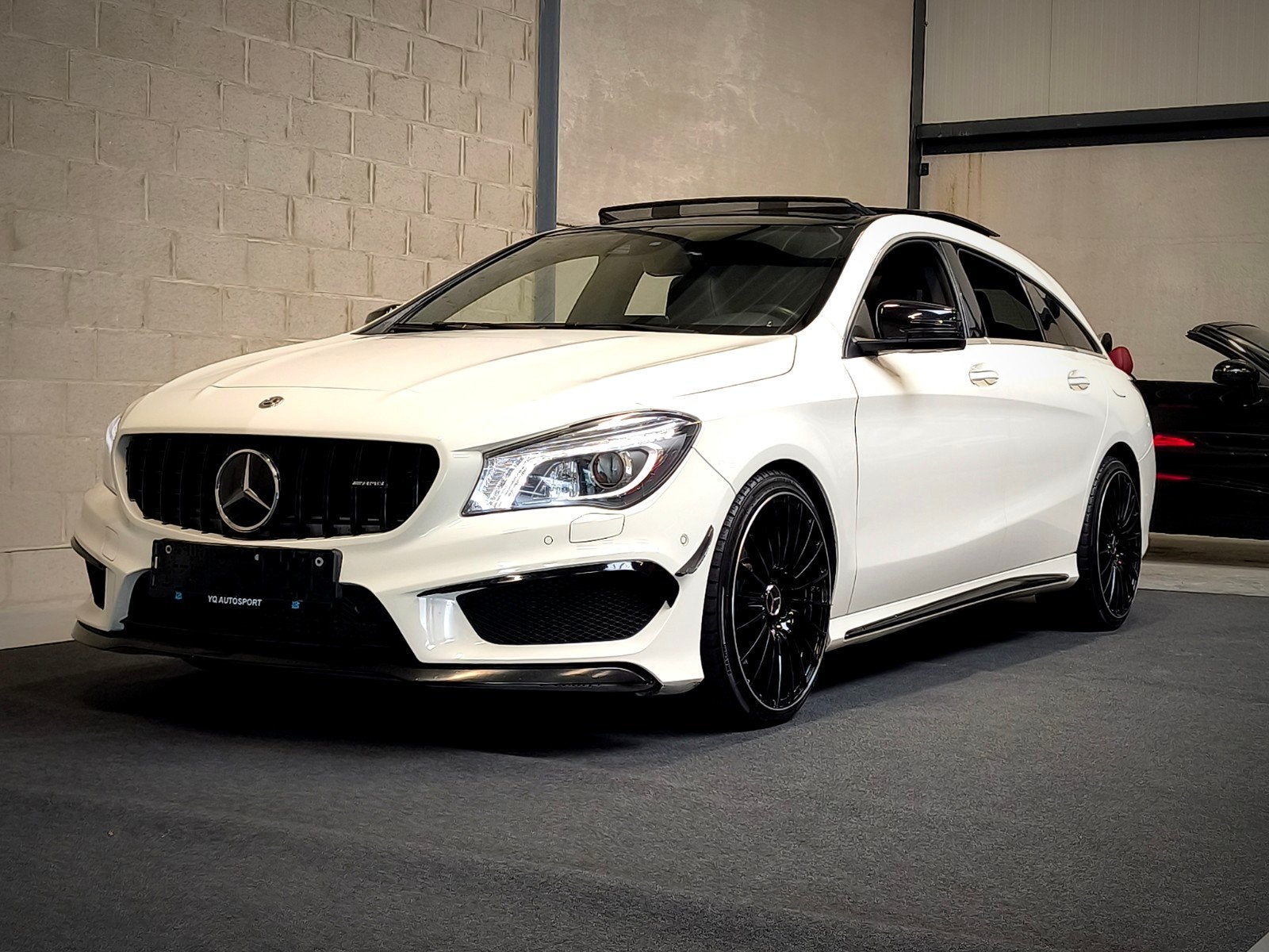 mercedes-benz CLA 250 AMG shooting brake 4 Motion, Auto's, Automaat, CLA, Alcantara, Bedrijf