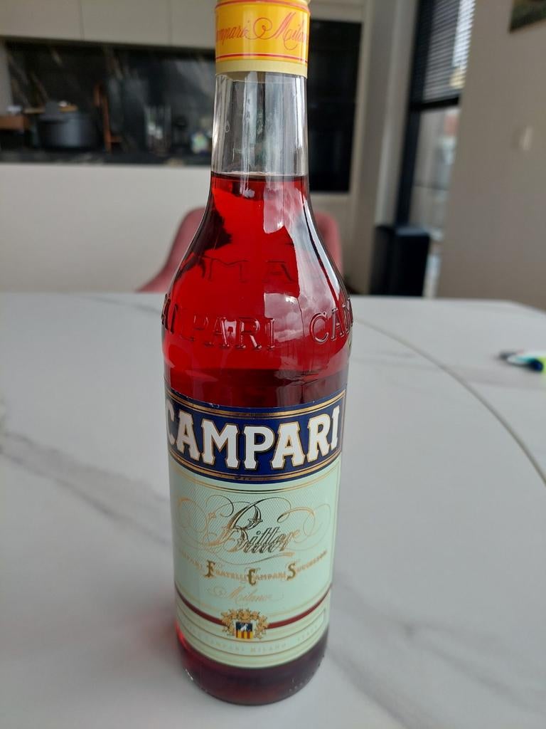 Campari bouteille 70 cl  25 pourcent de volume, Collections, Enlèvement