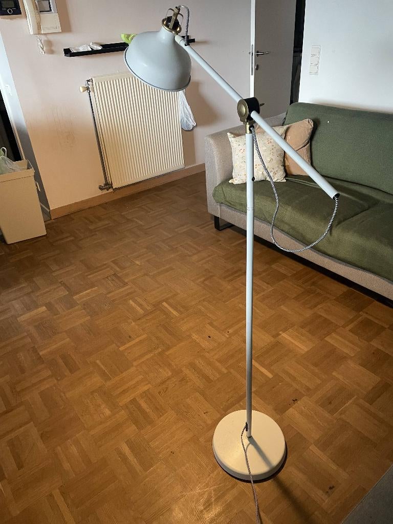 Lampadaire liseuse, Comme neuf, Enlèvement, 100 à 150 cm, Métal
