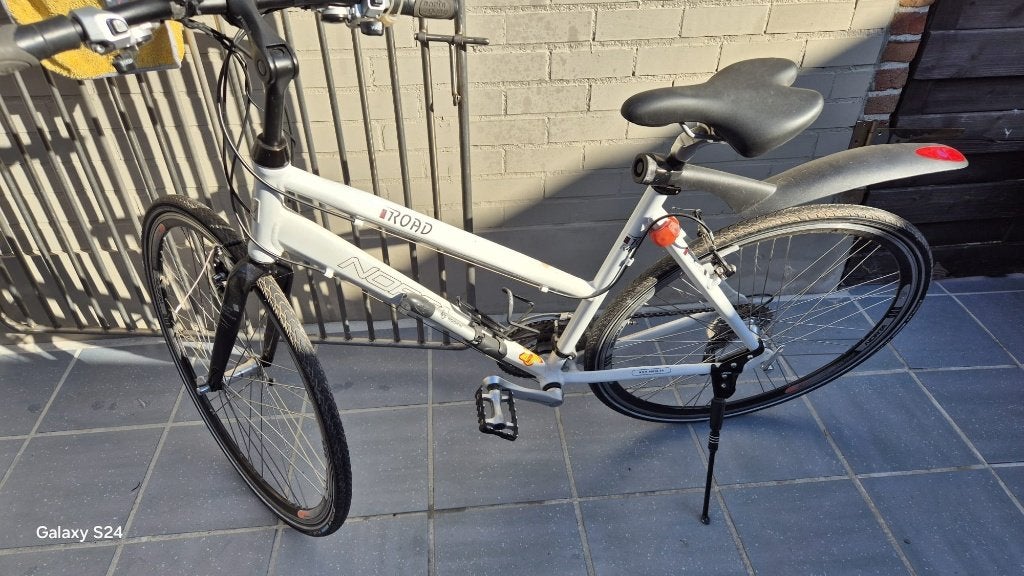 Dames sportfiets, Enlèvement