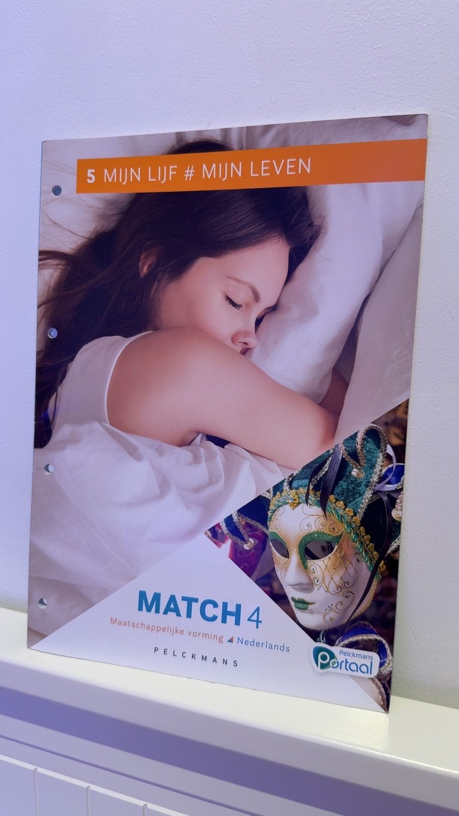 MATCH 4 Maatschappelijke vorming 4 Nederlands, Livres, Enlèvement ou Envoi, Comme neuf, Néerlandais