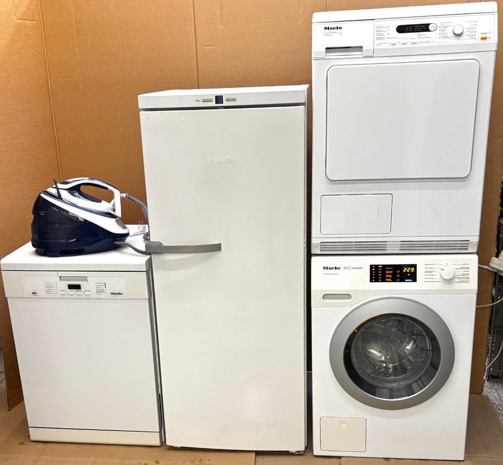 MIELE condensdroogkast + MIELE wasmachine 8kg A+++, Ophalen, Anti-kreukfase, 8 tot 10 kg, Zo goed als nieuw