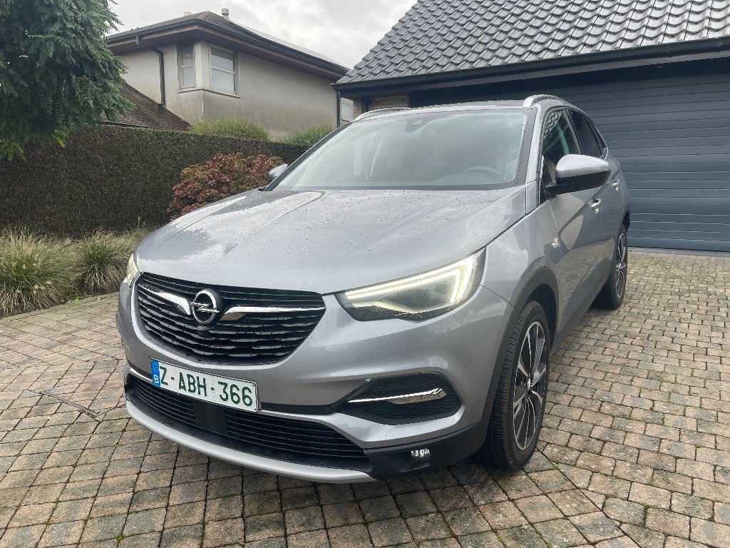 Opel Grandland AUTOMAAT Full Option/verwarmd leder/trekhaak, Autos, Cuir, Argent ou Gris, Achat, Euro 6