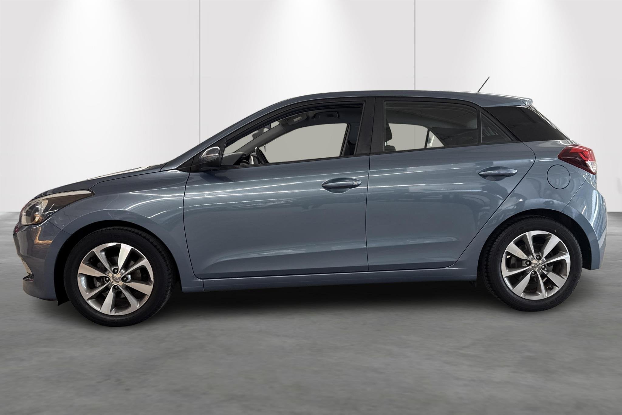 Hyundai i20 1.2 62kW NAVI CAMERA ALU VELGEN, Auto's, Voorwielaandrijving, Gebruikt, Euro 6, 4 cilinders
