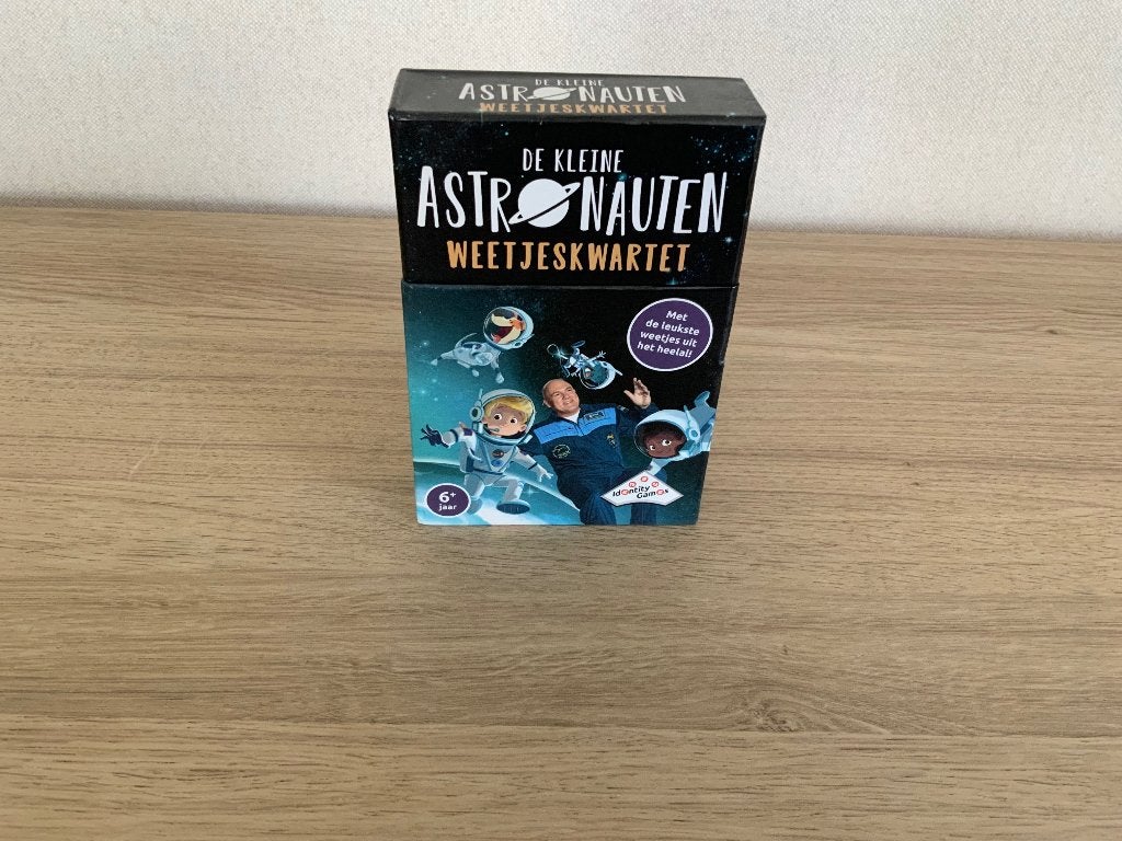 Kwartet weetjes: de kleine astronauten, Ophalen, Zo goed als nieuw, Kwartet(ten)