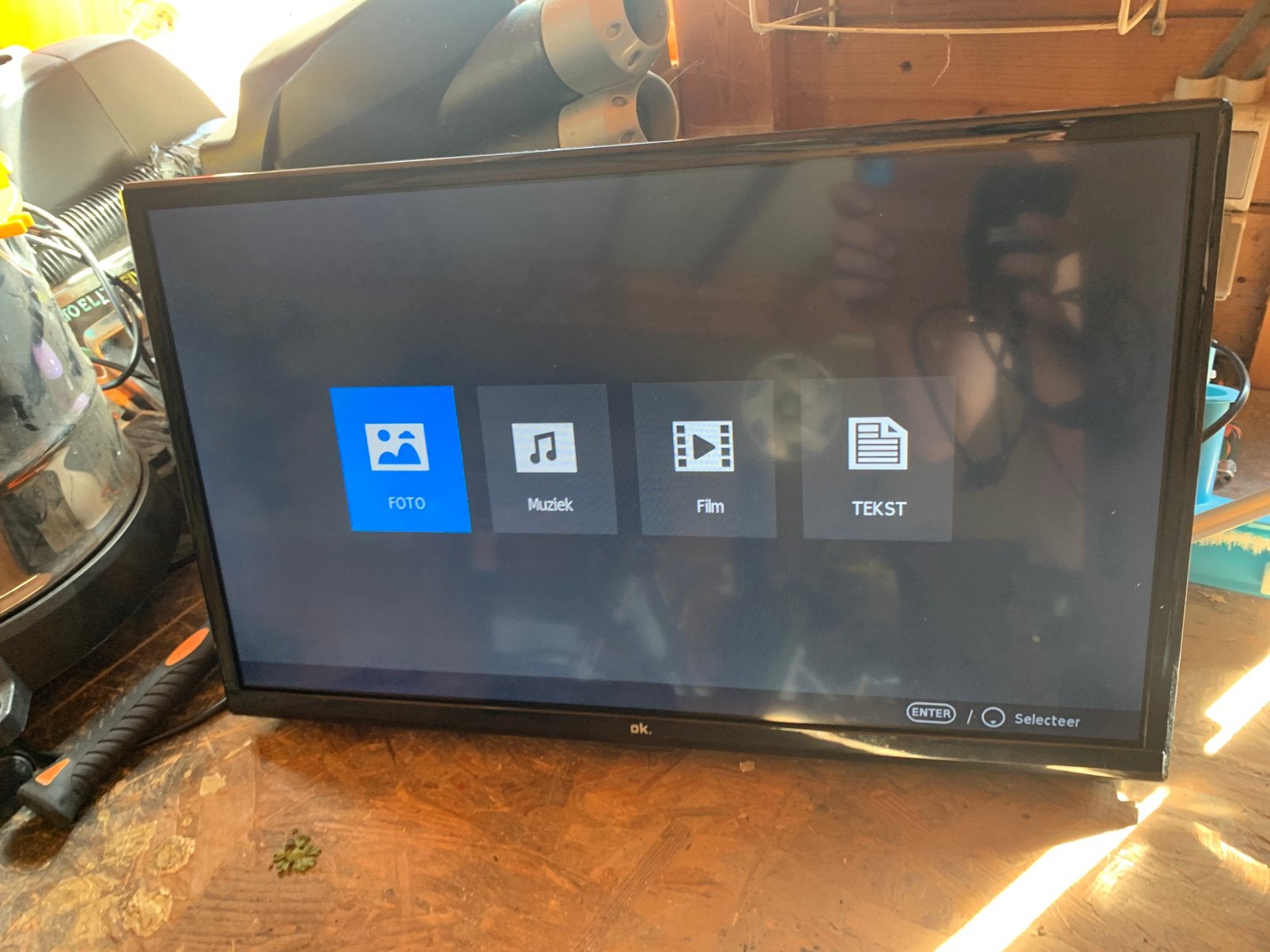 OK. 24 inch LED TV (OTV 24H-5022C)  (5 stuks), Ophalen, Zo goed als nieuw, LED
