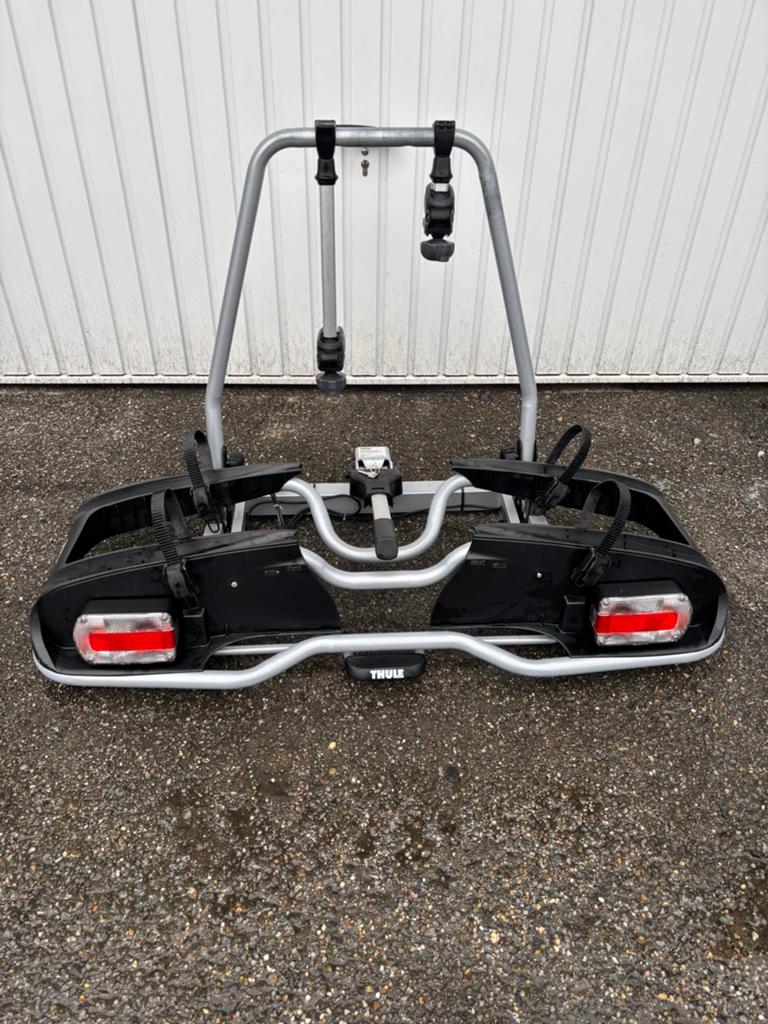 Porte-vélos Thule EP916, 2 vélos électriques, INCLINABLE, Autos : Divers, Porte-vélos, Utilisé, Support d'attelage, 2 vélos, Vélo électrique
