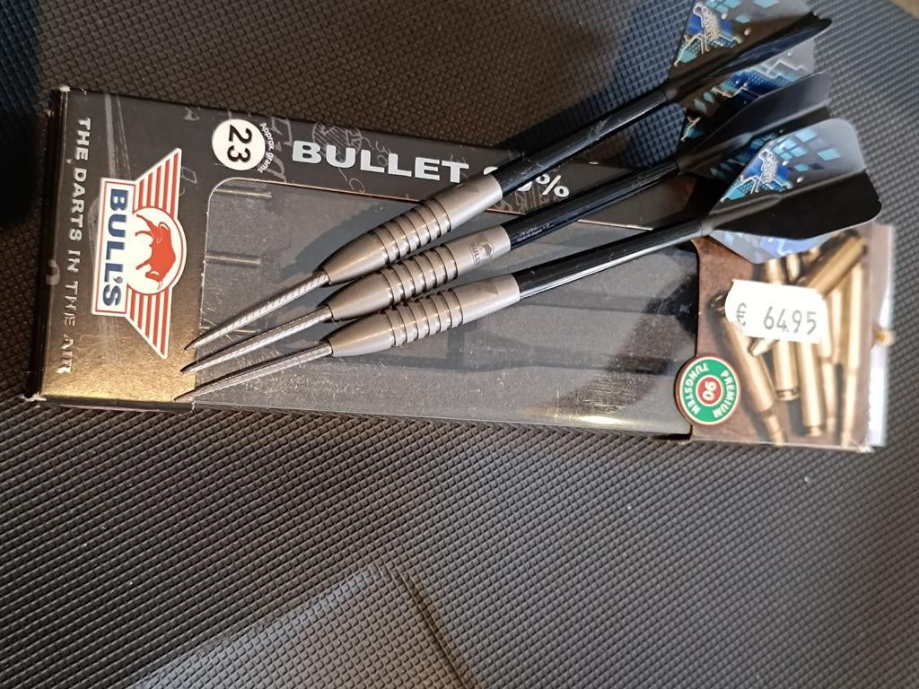 Bull's Bullet 23gr, Sport en Fitness, Darts, Ophalen of Verzenden, Flights