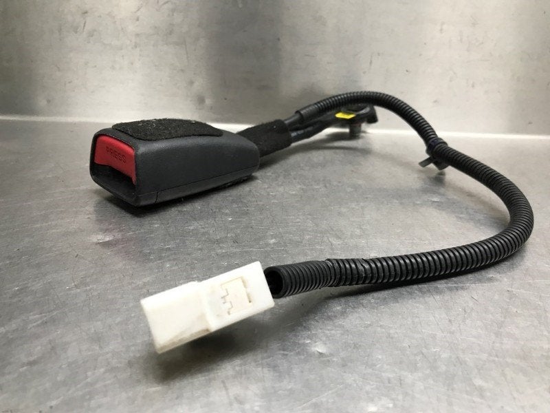 BOUCLE DE CEINTURE DE SECURITE AVANT DROIT Hyundai Ioniq, Utilisé, Hyundai