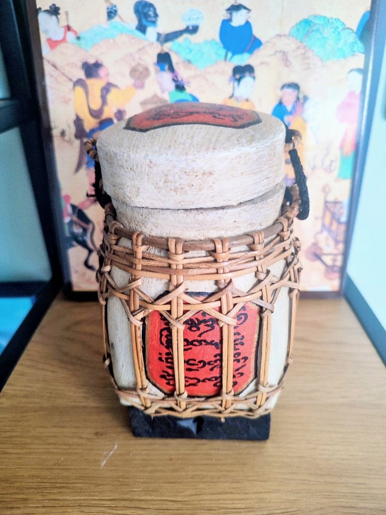Thailand: Klong Khao ambachtelijke rijstdoos, Antiek en Kunst, Kunst | Niet-Westerse kunst, Hout, 16 cm, Doos, Ophalen of Verzenden