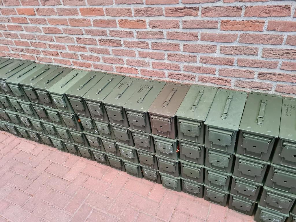 Metalen munitie koffers Cal .50, Verzamelen, Ophalen of Verzenden, Landmacht, Overige typen