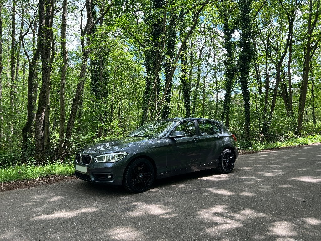 BMW 1-serie (Bouwjaar 2018) – Eerste eigenaar, Autos, BMW, Achat, Entretenue par le concessionnaire, Noir, 5 portes