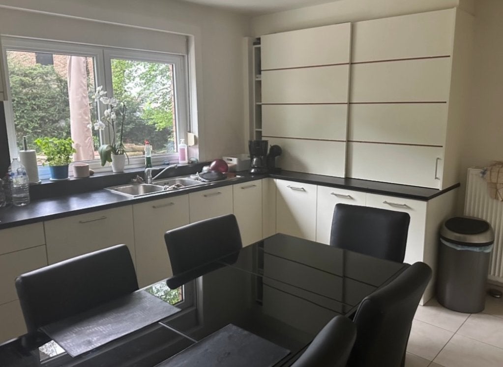 Mooie en volledige inbouwkeuken incl toestellen, Ophalen, U-keuken, Graniet of Steen, Zo goed als nieuw