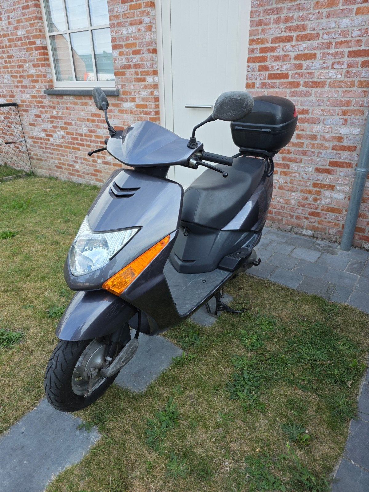 Honda SCV 100, Vélos & Vélomoteurs, Enlèvement