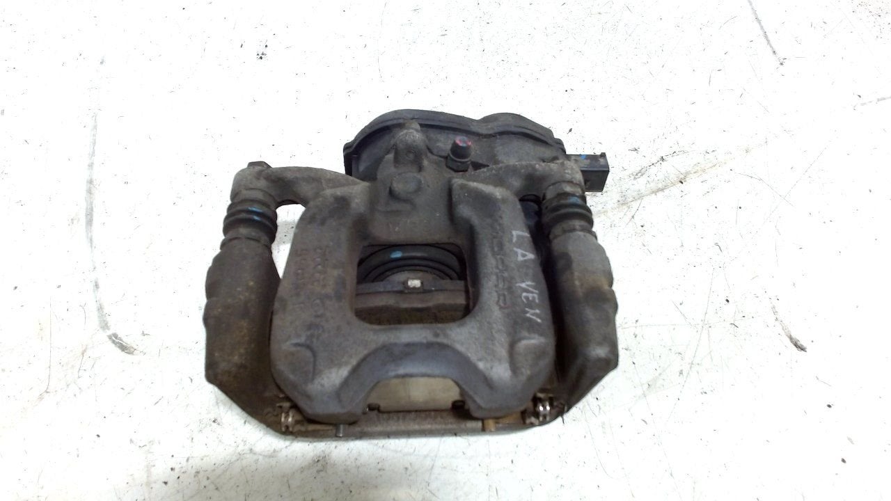 Remklauw links achter Jeep Compass, Jeep, Onderdelen@venauto.nl, Van der Ven Autorecycling B.V., Gebruikt