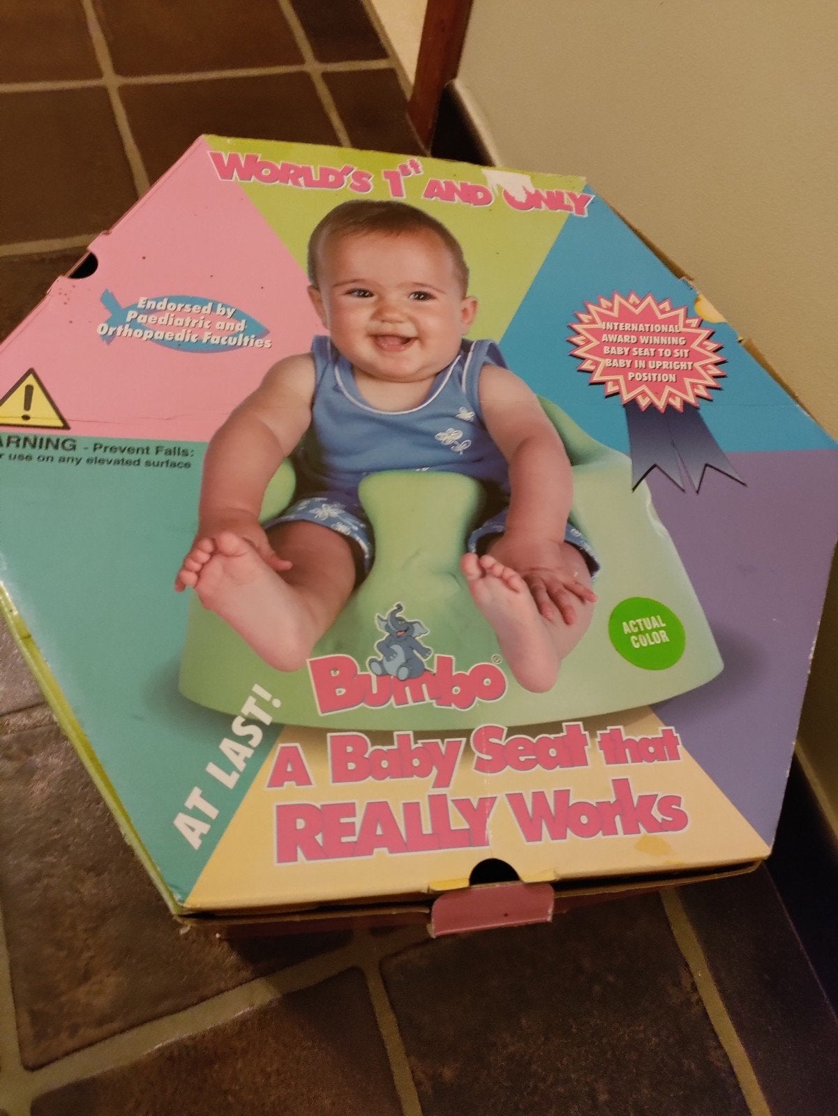 Baby floor seat/ baby vloerzitje/ baby zitje BUMBO, Kinderen en Baby's, Speelgoed | Buiten | Opblaasfiguren, Ophalen