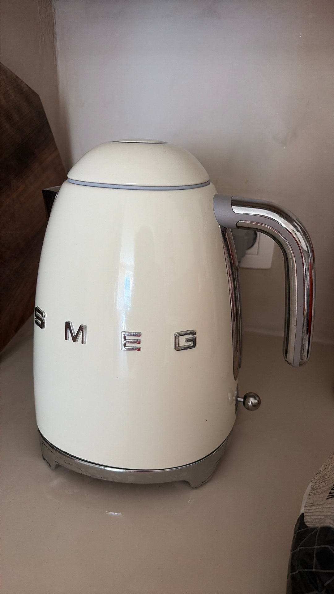 Smeg waterkoker 1,7 liter RUILEN MET ROZE, Ophalen of Verzenden, Zo goed als nieuw