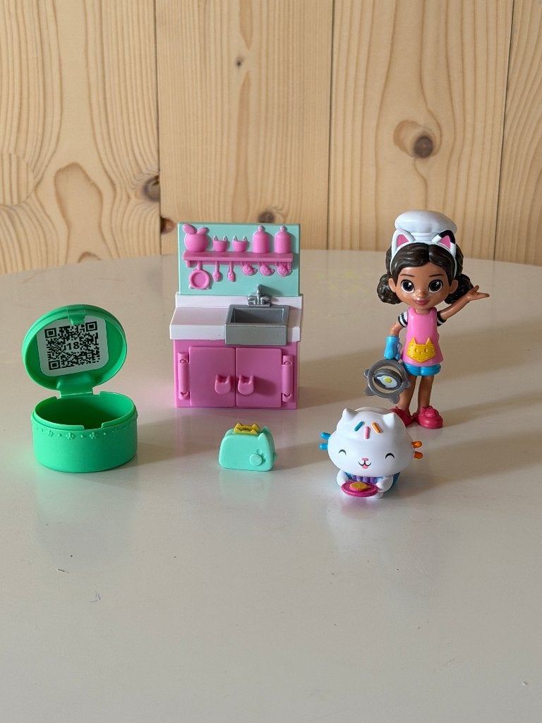 Gabby's Dollhouse - Bakset met figuren & accessoires, Ophalen, Zo goed als nieuw, Accessoires