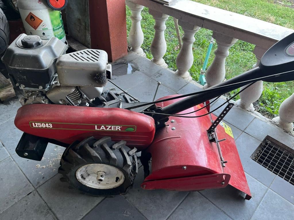 Motoculteur lazer, Enlèvement