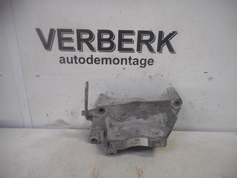 SUPPORT MOTEUR DROIT Opel Corsa D (55199250), Opel, Opel Automobile GmbH, Utilisé, Kontakt-opel@opel.com