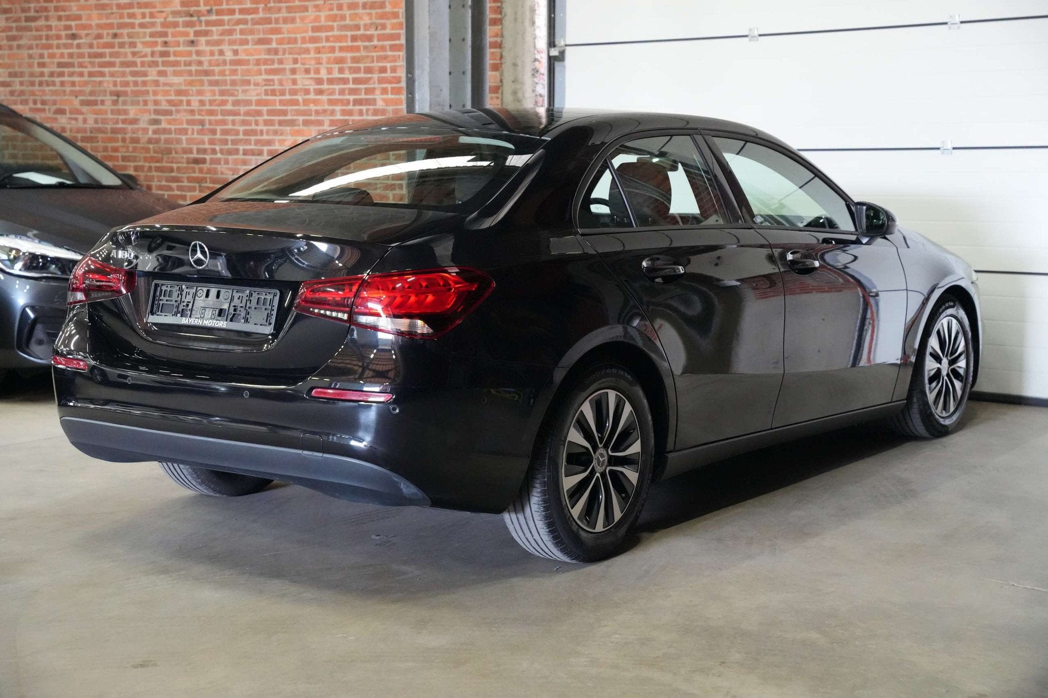 Mercedes-Benz A 180 Benzine Garantie Automaat Sedan EURO 6d, Autos, Mercedes-Benz, Achat, Euro 6, Entreprise, Carnet d'entretien
