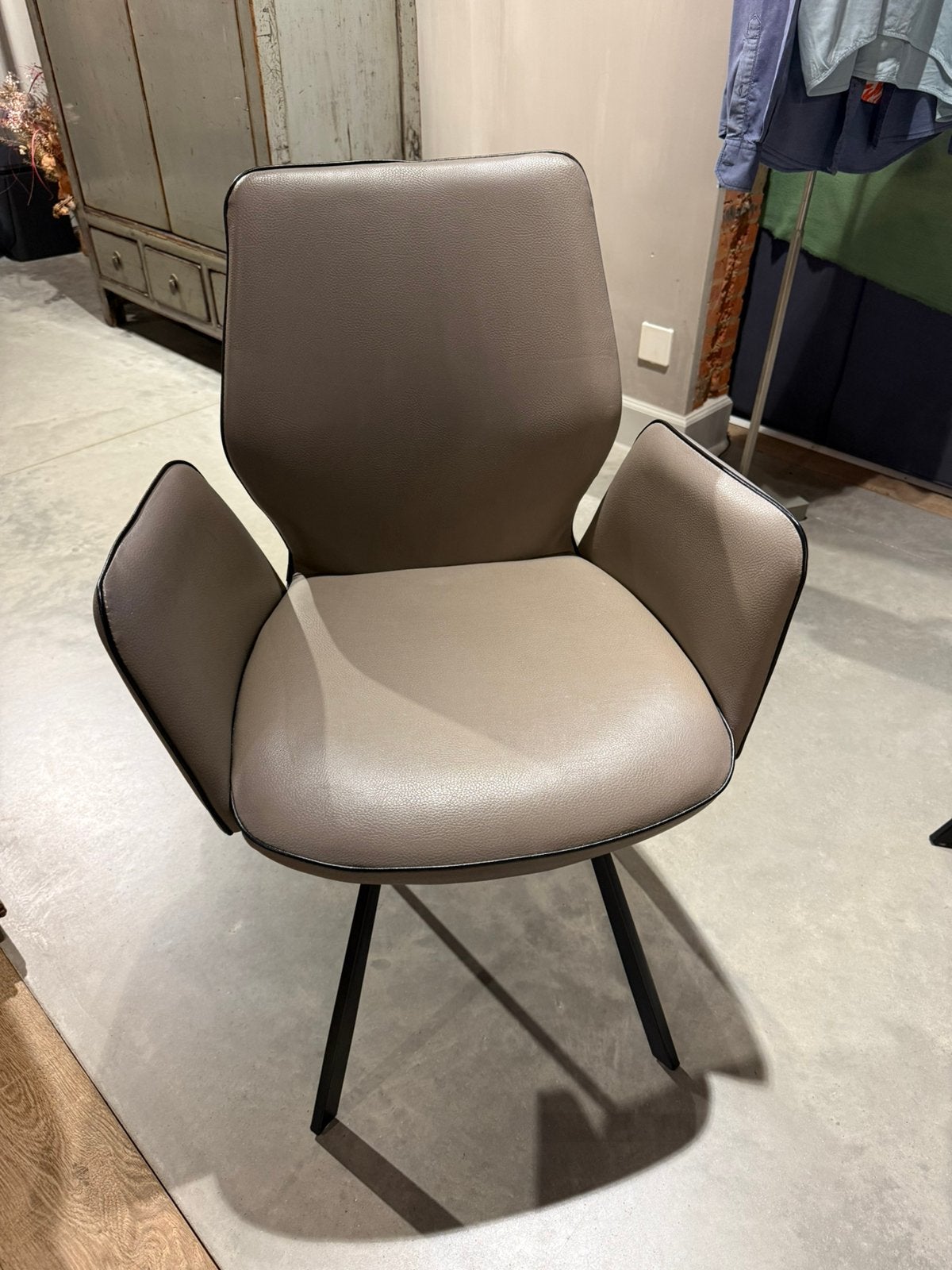 6 stoelen voor eettafel, Huis en Inrichting, Ophalen, Bruin, Leer, Zo goed als nieuw