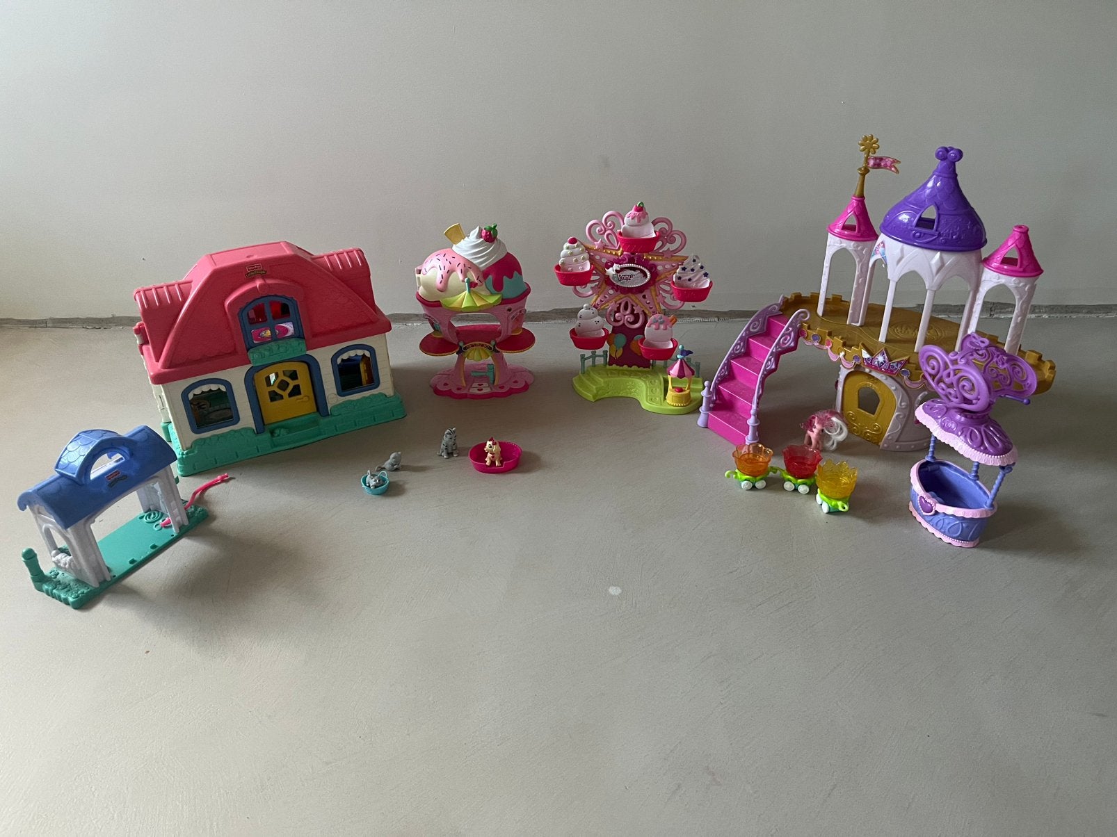 Little people + my little pony, Kinderen en Baby's, Ophalen, Zo goed als nieuw