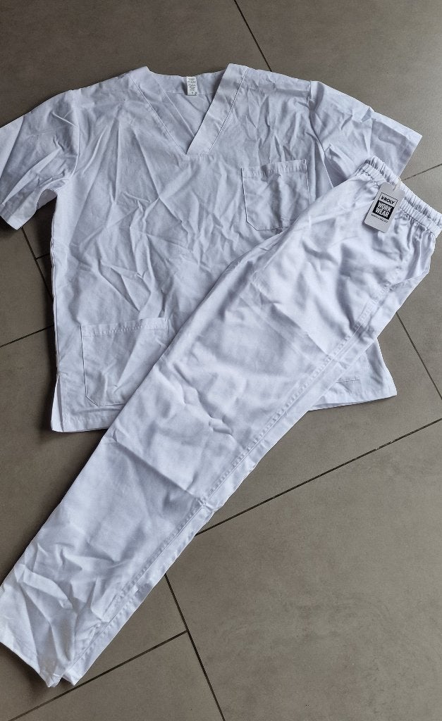 Lot 2 Tenues médicale, Kleding | Dames, Overige Dameskleding, Ophalen, Nieuw