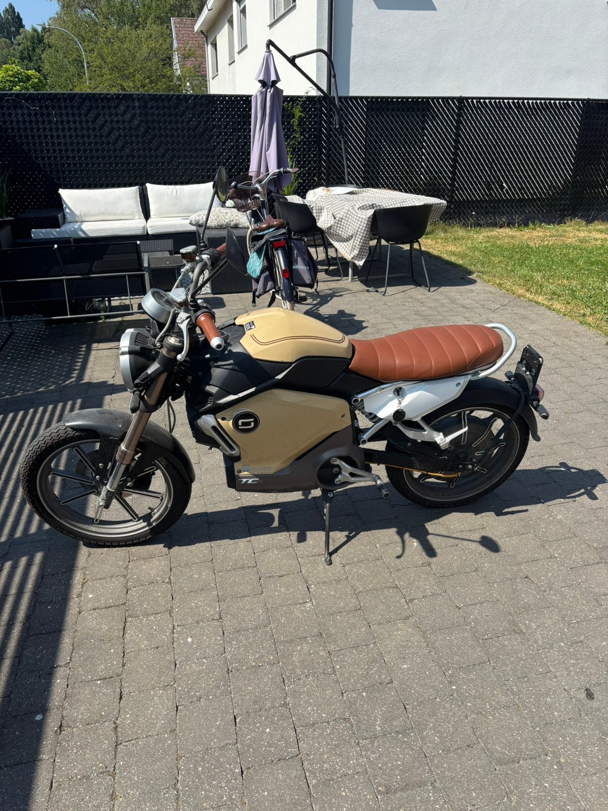 Super socco 2021, Fietsen en Brommers, Brommers | Overige merken, Ophalen, Zo goed als nieuw