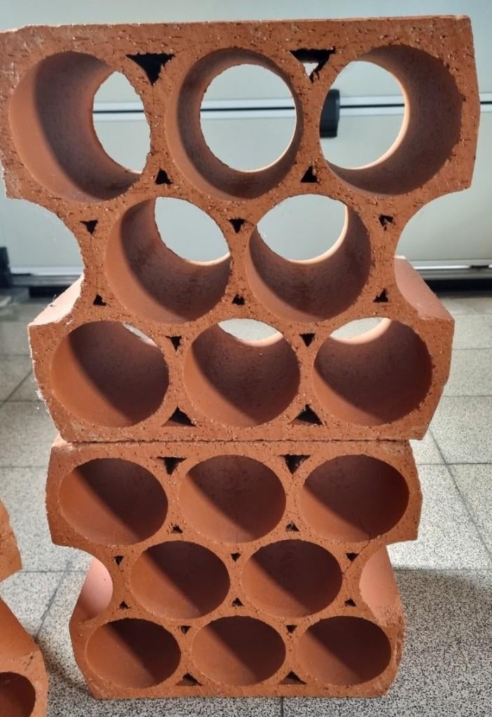 Stenen Wijn (flessen) rek ( in terracotta voor 8 flessen), Ophalen, Gebruikt