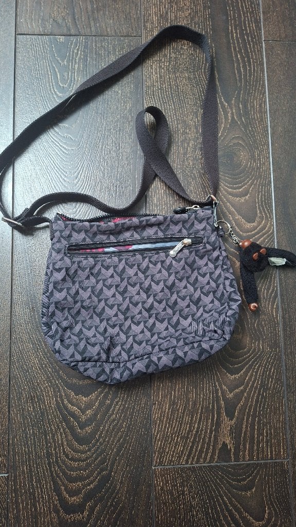 Kipling schoudertas / crossbody grijs met aapje, Kipling, Ophalen of Verzenden, Zo goed als nieuw, Grijs