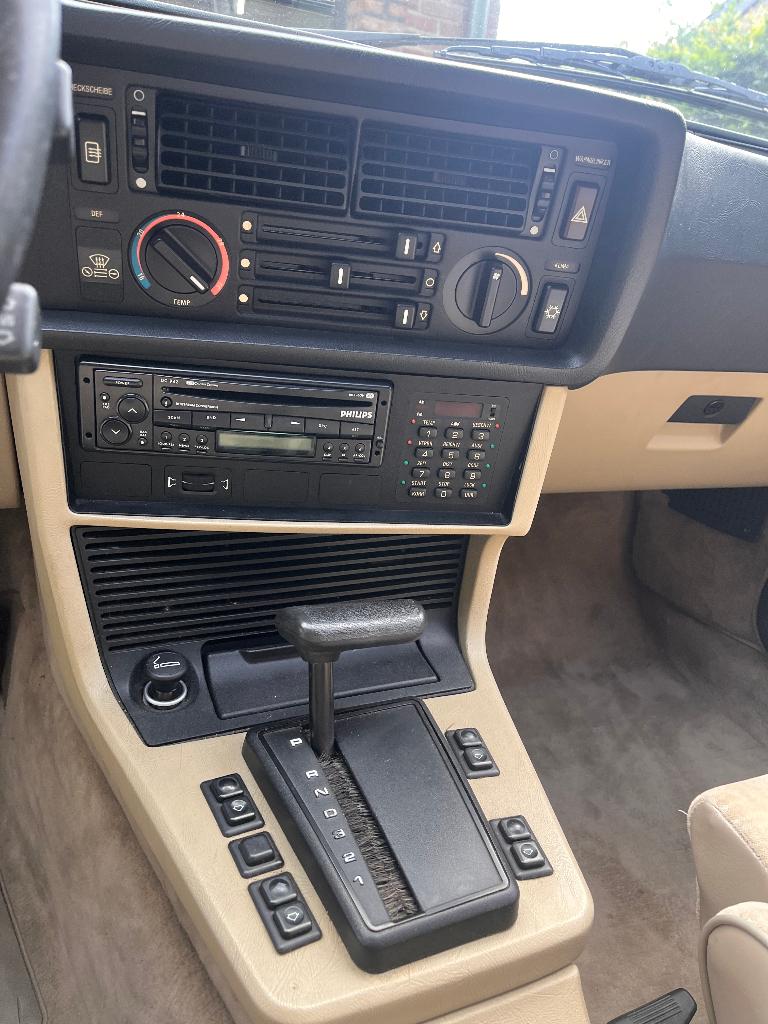 BMW E24 635csi 1983 oldtimer, foto 9