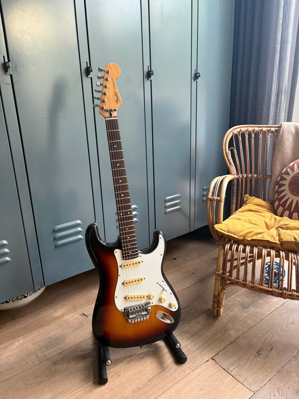 Fender contemporary stratocaster Japan 1985, Muziek en Instrumenten, Ophalen of Verzenden, Gebruikt, Solid body, Fender