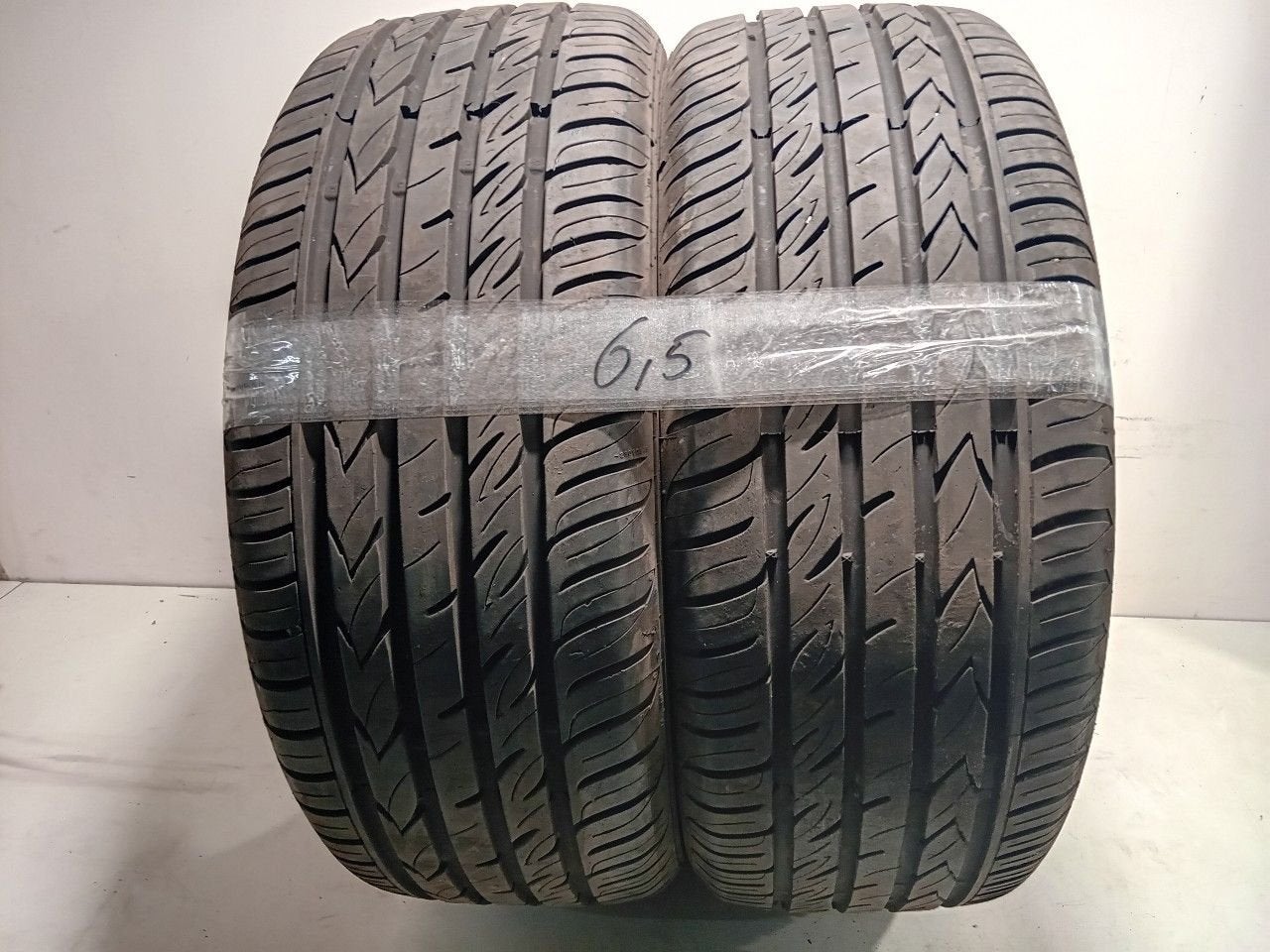 Bandenset 2 stuks Zomer 215 55 R17, Onderdelen@venauto.nl, Van der Ven Autorecycling B.V., 215 mm, Ettenseweg 76, 4706 PB Roosendaal, The Netherlands